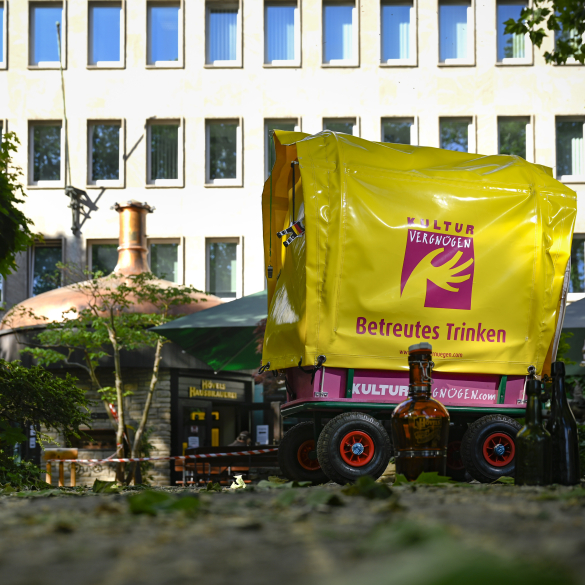 Fröhliche Bollerwagentour: Bewegte Bierprobe - Lustig unterwegs -  Ein Zug durch die Gemeinde! Mit dem Bollerwagen voller Bier geht es durch die Dortmunder City. Lokale Biere unterschiedlicher Brauart sind im...