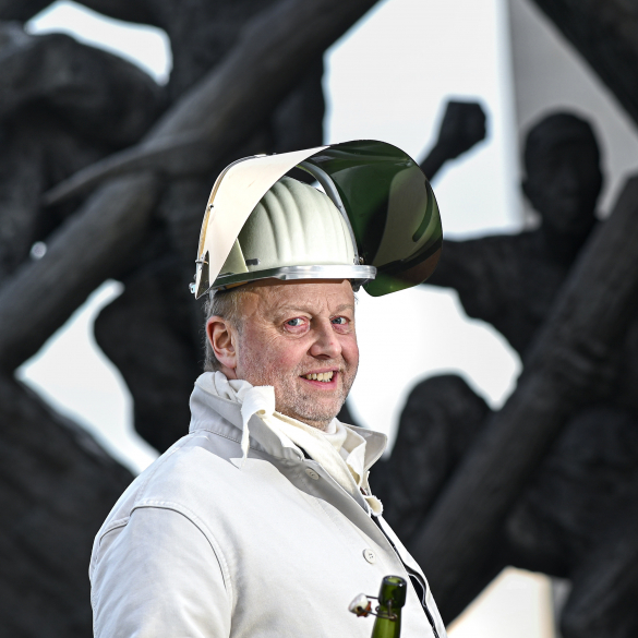 Kohle, Stahl & Bier Essen - Industriekultur im Zeitraffer -  Wie war das mit dem  Dreiklang aus Kohle, Stahl und Bier , als es in Essen noch rauchte und brodelte, und die Krupp-Stadt das pulsierende Zentrum...